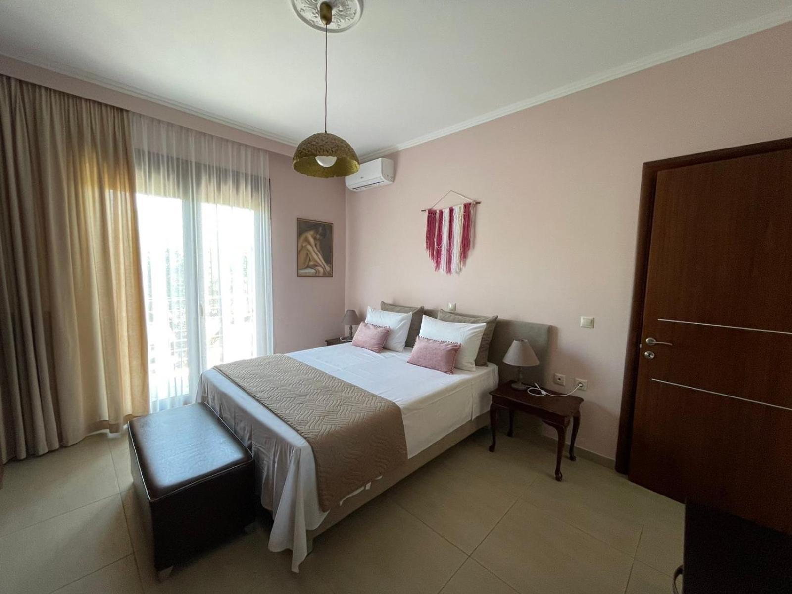 Villa Serenity Agia Marina  Екстер'єр фото