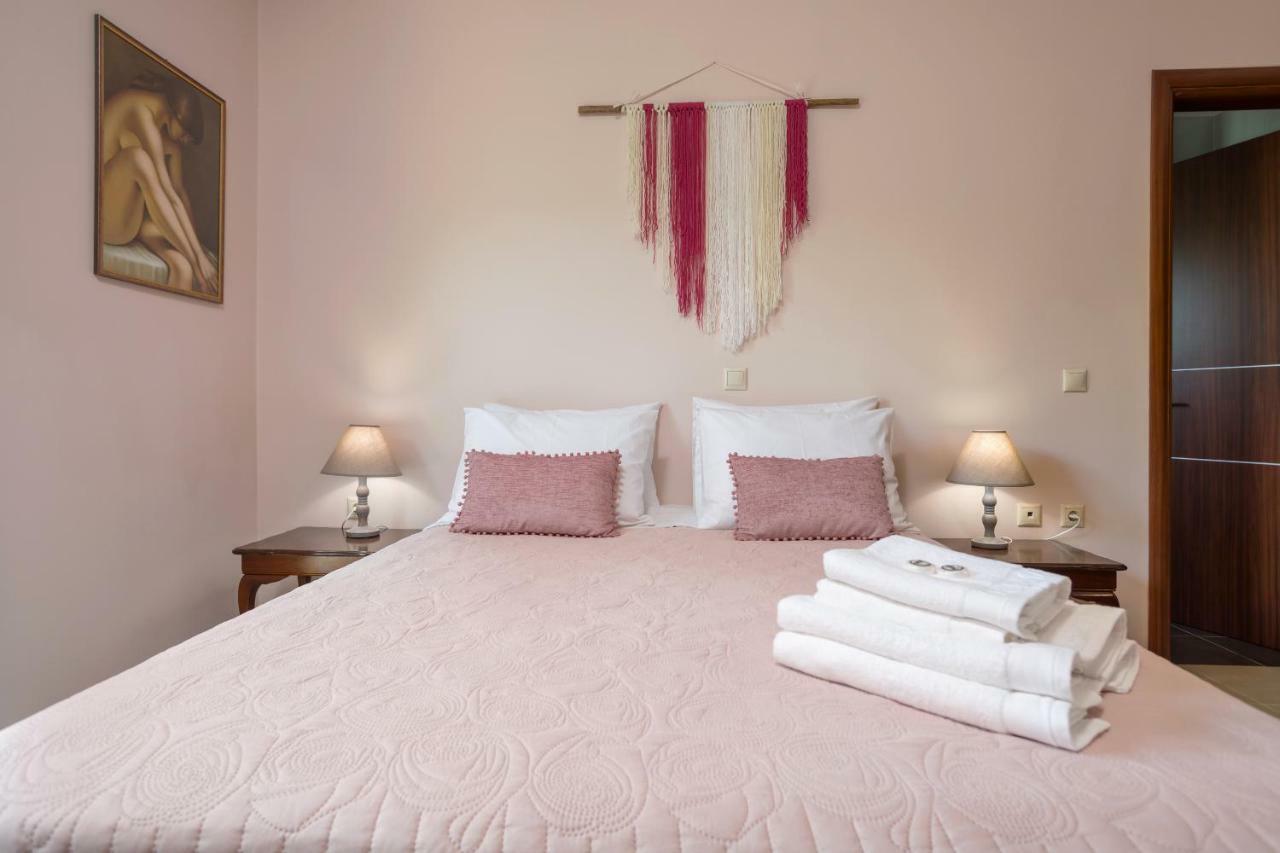 Villa Serenity Agia Marina  Екстер'єр фото
