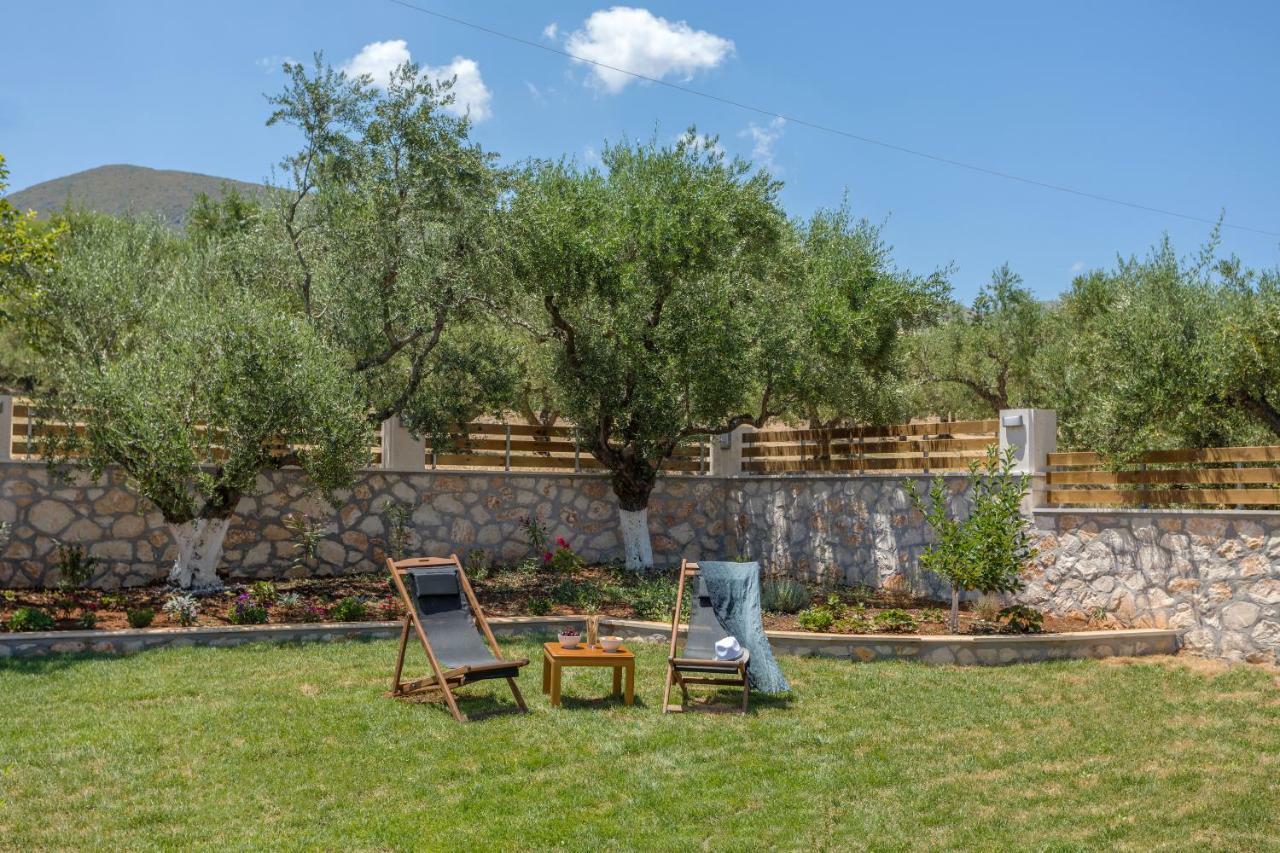 Villa Serenity Agia Marina  Екстер'єр фото