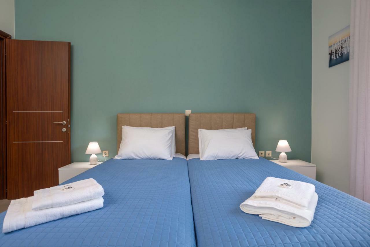 Villa Serenity Agia Marina  Екстер'єр фото